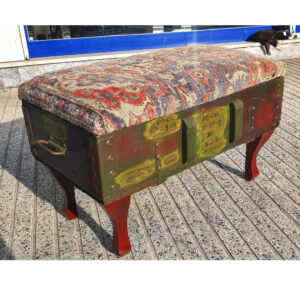 Kilim Sandık Puf 003